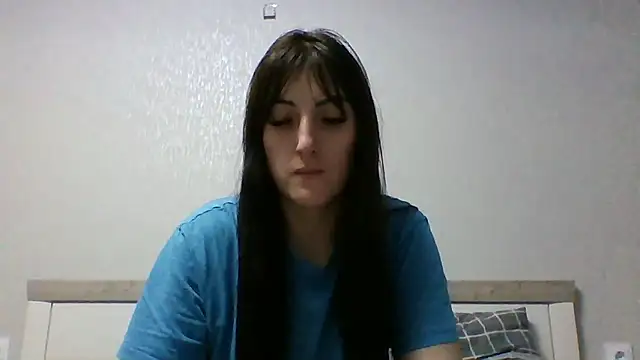 Moniic Moon online show from March 5, 2025, 5:08 pm