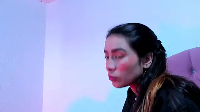 teffy lee online show from January 6, 2025, 8:18 pm
