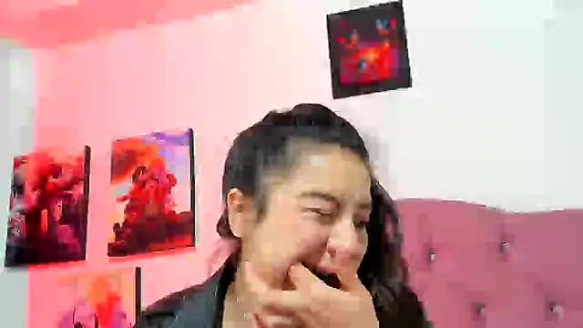 teffy lee online show from November 9, 2025, 8:57 pm