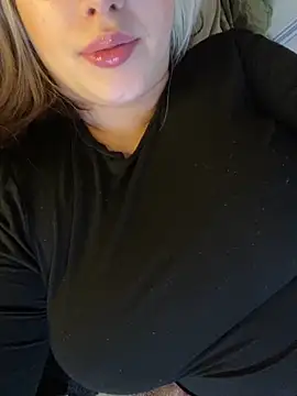 69Laura696 online show from January 3, 2025, 1:02 pm