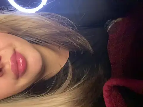 69Laura696 online show from January 3, 2025, 4:06 pm