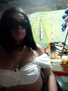 Snapshot of yovana13 chatting on February 7, 2026, 3:58 am yovana13 online show from February 7, 2026, 3:58 am