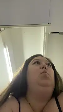 Snapshot of Chloee_ep chatting on October 10, 2025, 11:16 pm Chloee ep online show from October 10, 2025, 11:16 pm