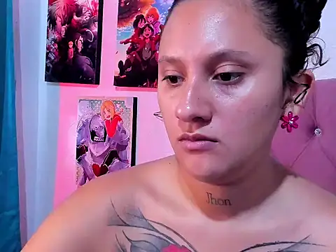 Mila nixon02 online show from November 11, 2025, 5:19 pm