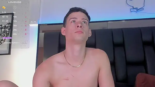 JadeSmiith  online show from February 11, 2025, 8:42 pm