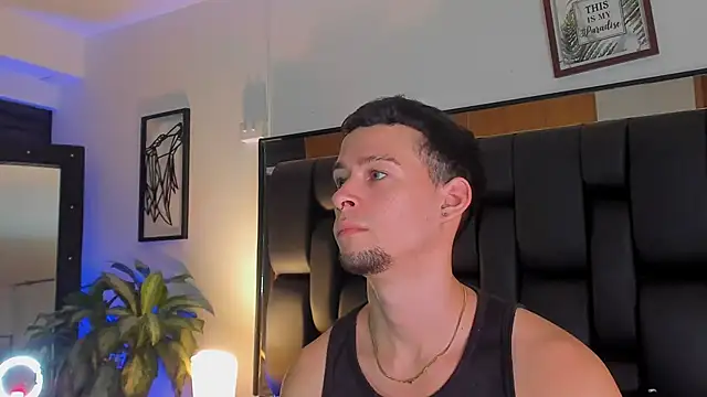 JadeSmiith  online show from September 23, 2025, 10:17 pm