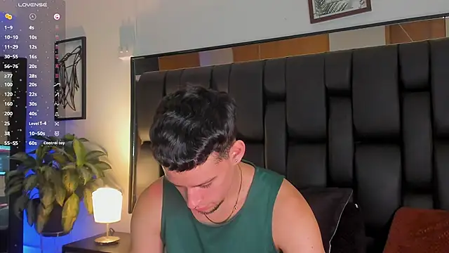 JadeSmiith  online show from September 24, 2025, 10:38 pm