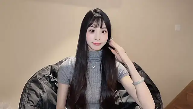 Snapshot of River-03 chatting on March 13, 2025, 12:56 pm River-03 online show from March 13, 2025, 12:56 pm