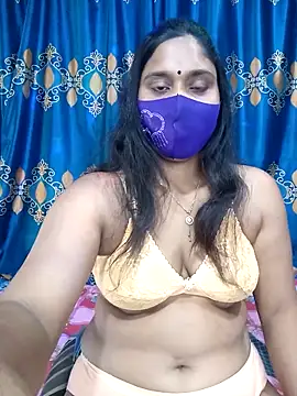 Hot Maleka online show from March 4, 2025, 6:04 am