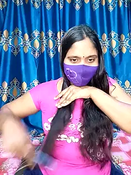 Hot Maleka online show from March 12, 2025, 1:08 pm