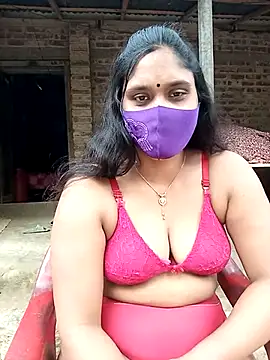 Hot Maleka online show from February 27, 2025, 6:24 am