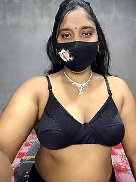 Hot Maleka online show from September 20, 2025, 5:07 pm