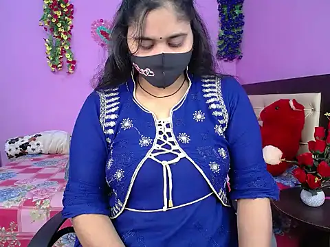 Hot Maleka online show from January 15, 2026, 2:26 am