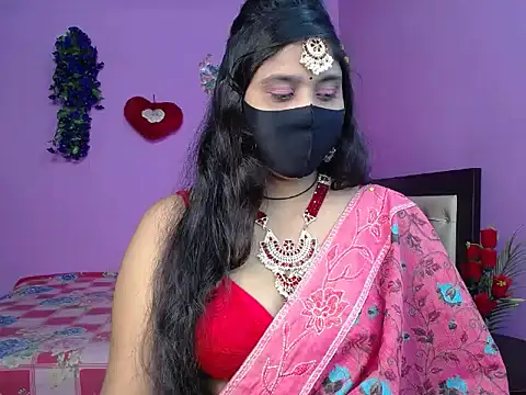 Hot Maleka online show from May 18, 2026, 4:45 pm