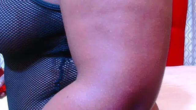 Snapshot of sexychocolatbox10 chatting on September 23, 2025, 5:03 am sexychocolatbox10 online show from September 23, 2025, 5:03 am