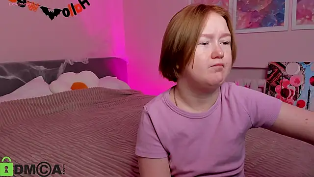 Sara Robinson online show from November 4, 2025, 2:04 am