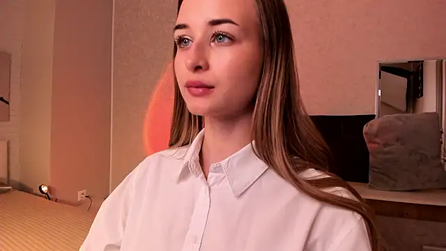 Snapshot of Tiffanyhunt chatting on October 27, 2025, 1:12 pm Tiffanyhunt online show from October 27, 2025, 1:12 pm