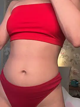 Snapshot of Tiffanyhunt chatting on September 26, 2025, 1:18 pm Tiffanyhunt online show from September 26, 2025, 1:18 pm