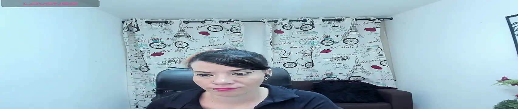 Snapshot of DanaaRey chatting on October 22, 2025, 4:06 pm DanaaRey online show from October 22, 2025, 4:06 pm