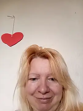 Lauri scherri online show from February 21, 2026, 11:56 am