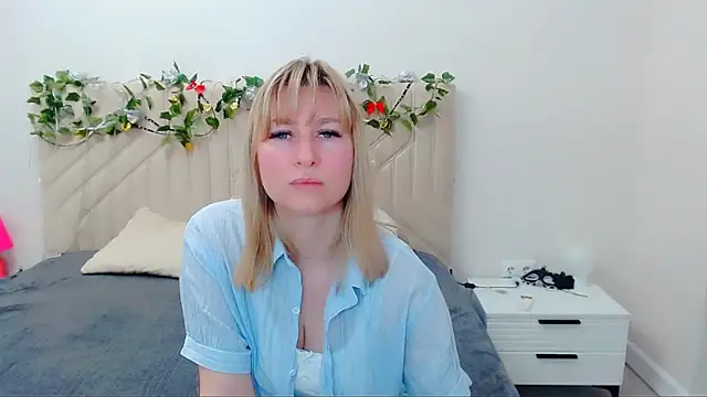 Incredible Ariela online show from May 8, 2026, 9:24 am