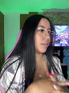 Tamara Roberts1 online show from December 22, 2024, 5:01 am