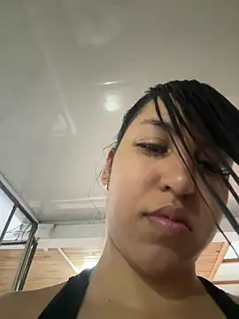 Tamara Roberts1 online show from December 7, 2024, 10:34 pm