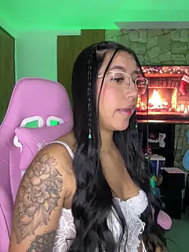 Tamara Roberts1 online show from December 28, 2024, 2:22 am