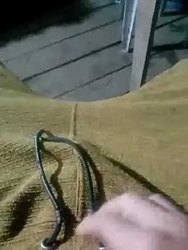 Snapshot of Huebolocko chatting on February 22, 2025, 6:06 am Huebolocko online show from February 22, 2025, 6:06 am