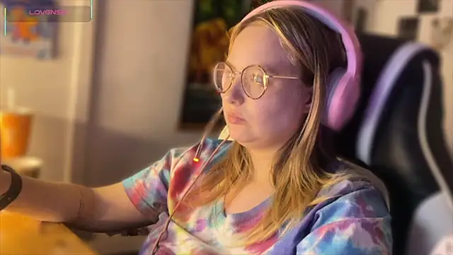 Snapshot of JacyWinslat chatting on September 22, 2025, 3:51 pm JacyWinslat online show from September 22, 2025, 3:51 pm