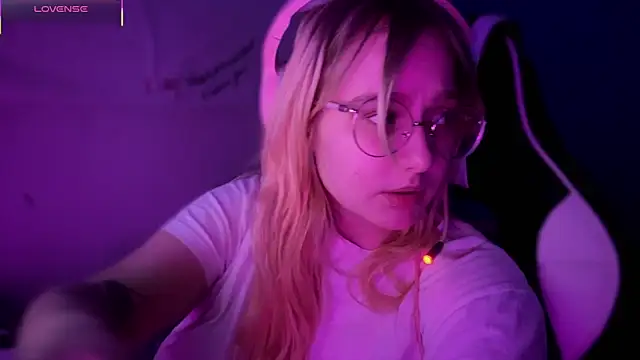 Snapshot of JacyWinslat chatting on March 15, 2025, 5:48 pm JacyWinslat online show from March 15, 2025, 5:48 pm