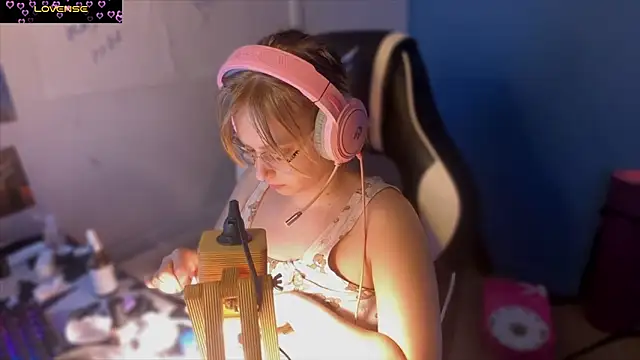 Snapshot of JacyWinslat chatting on March 3, 2025, 3:00 pm JacyWinslat online show from March 3, 2025, 3:00 pm