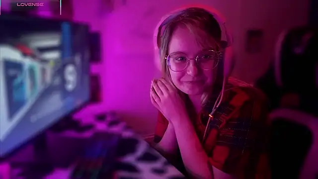 Snapshot of JacyWinslat chatting on March 16, 2025, 5:17 pm JacyWinslat online show from March 16, 2025, 5:17 pm