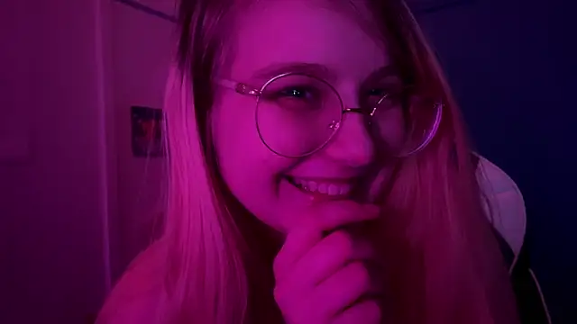 Snapshot of JacyWinslat chatting on March 16, 2025, 8:21 pm JacyWinslat online show from March 16, 2025, 8:21 pm