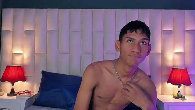 Nick Collins18 online show from March 19, 2025, 9:16 pm