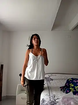 Snapshot of Sahana_Ashiika chatting on October 16, 2025, 1:52 pm Sahana Ashiika online show from October 16, 2025, 1:52 pm