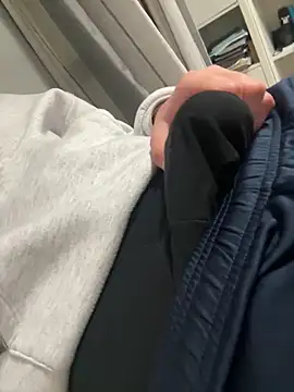 paolone79037 online show from March 3, 2026, 11:01 pm