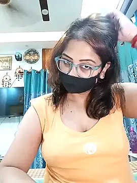 Snapshot of Cute-mona chatting on September 17, 2025, 11:12 am Cute-mona online show from September 17, 2025, 11:12 am