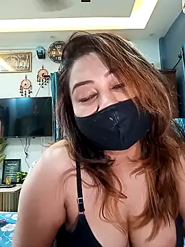 Cute-mona online show from February 19, 2026, 10:23 am