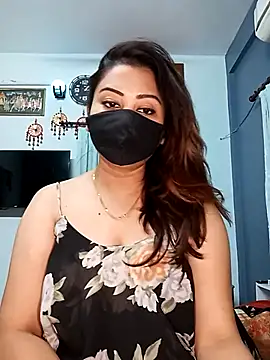 Snapshot of Cute-mona chatting on March 6, 2025, 7:43 pm Cute-mona online show from March 6, 2025, 7:43 pm