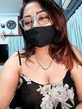 Snapshot of Cute-mona chatting on March 5, 2025, 10:54 pm Cute-mona online show from March 5, 2025, 10:54 pm