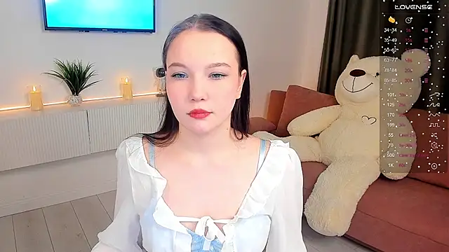 uwwu bunny online show from February 6, 2025, 1:32 pm