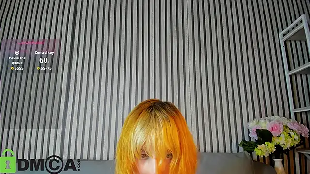 Snapshot of Little_Chips chatting on October 10, 2025, 5:14 pm Little Chips online show from October 10, 2025, 5:14 pm