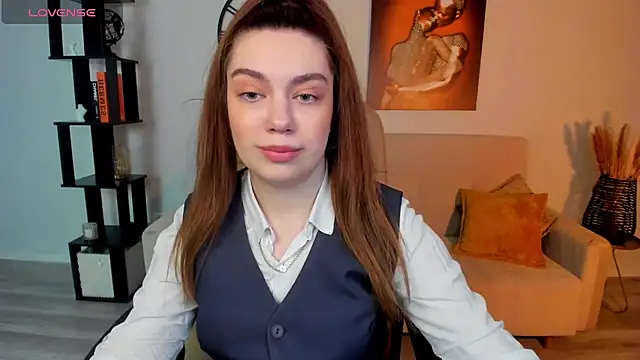 DaniellaLovely online show from March 6, 2025, 10:52 am