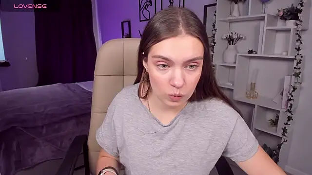 DaniellaLovely online show from September 26, 2025, 10:55 am