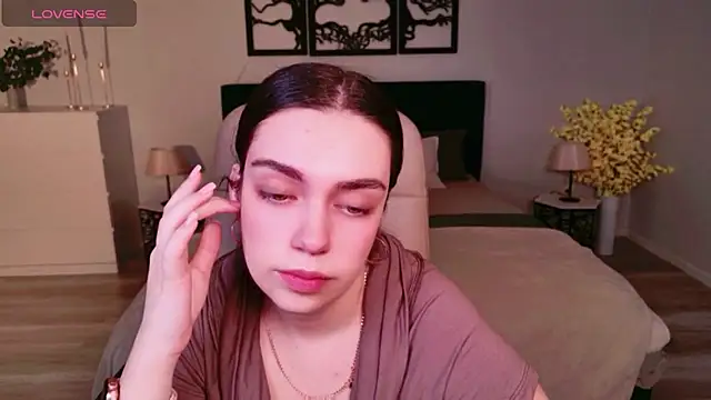 DaniellaLovely online show from November 23, 2025, 11:09 am