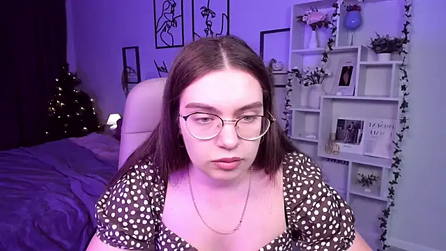 DaniellaLovely online show from January 7, 2025, 11:37 am