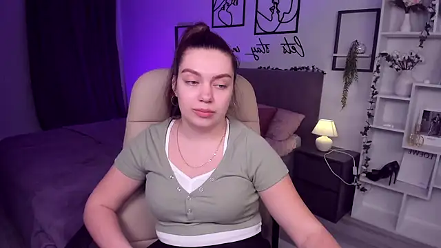 DaniellaLovely online show from January 30, 2025, 1:31 pm