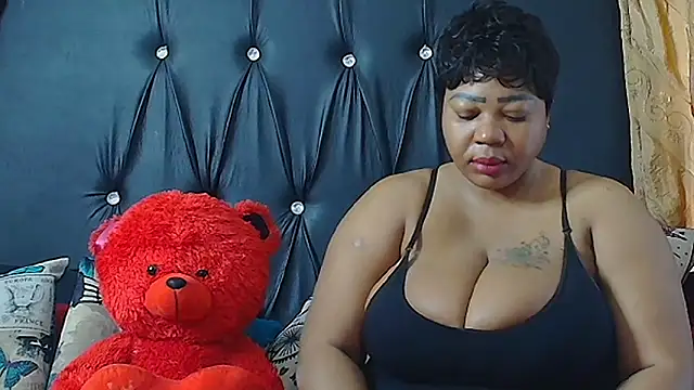 Snapshot of HUMONGUOUSTITSS chatting on September 24, 2025, 6:20 am HUMONGUOUSTITSS online show from September 24, 2025, 6:20 am