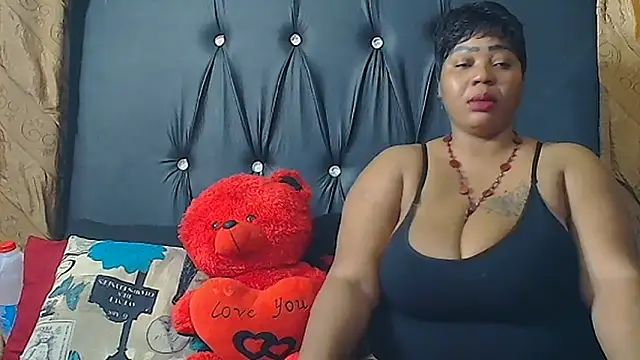 Snapshot of HUMONGUOUSTITSS chatting on September 18, 2025, 4:10 pm HUMONGUOUSTITSS online show from September 18, 2025, 4:10 pm